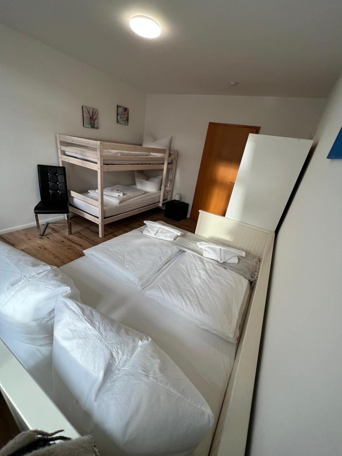 Apartment Bernstein Ruhig, Familienfreundlich Mit Garten Rostock Luaran gambar