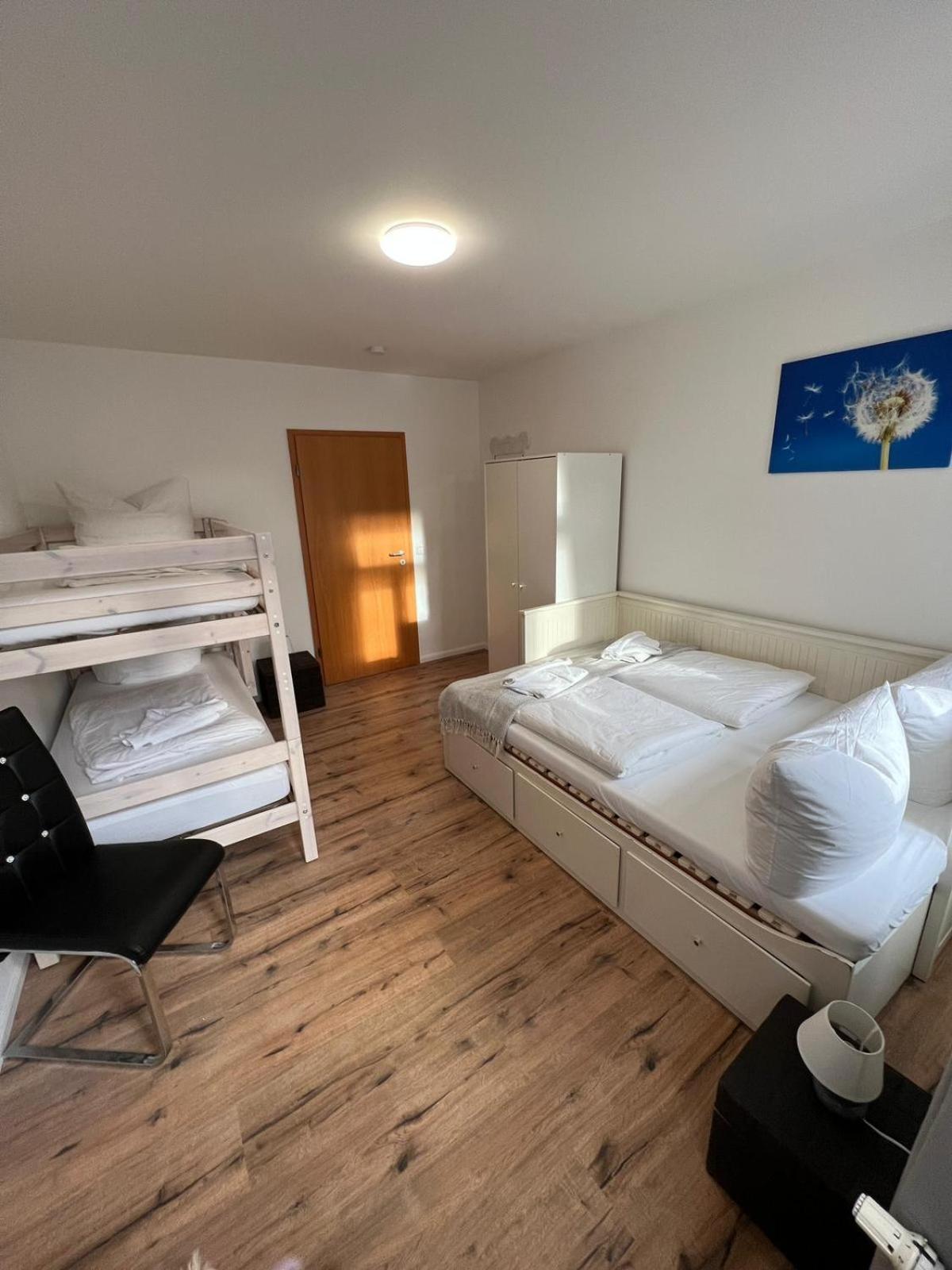 Apartment Bernstein Ruhig, Familienfreundlich Mit Garten Rostock Luaran gambar